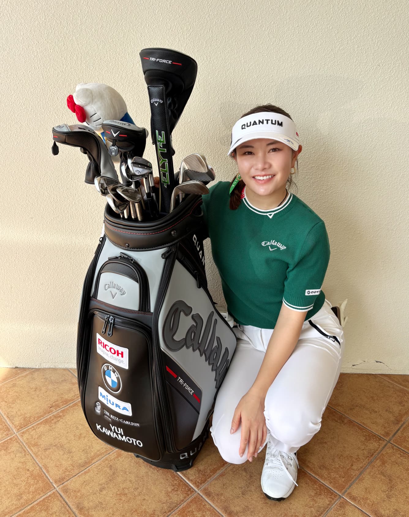 ゴルフクラブセットと河本 結選手
