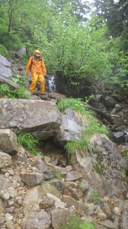 沢の脇は大変