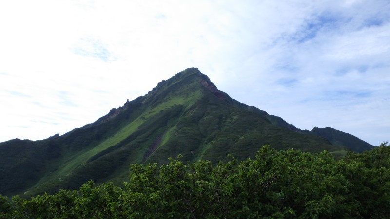 第二展望台から山頂を望む